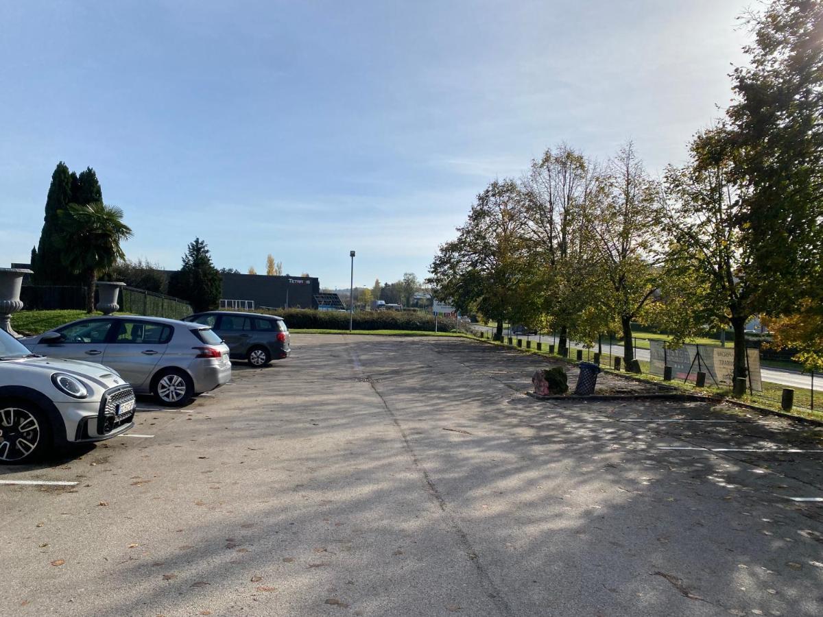 La Roseliere Hotel Saint-Quentin-Fallavier Ngoại thất bức ảnh