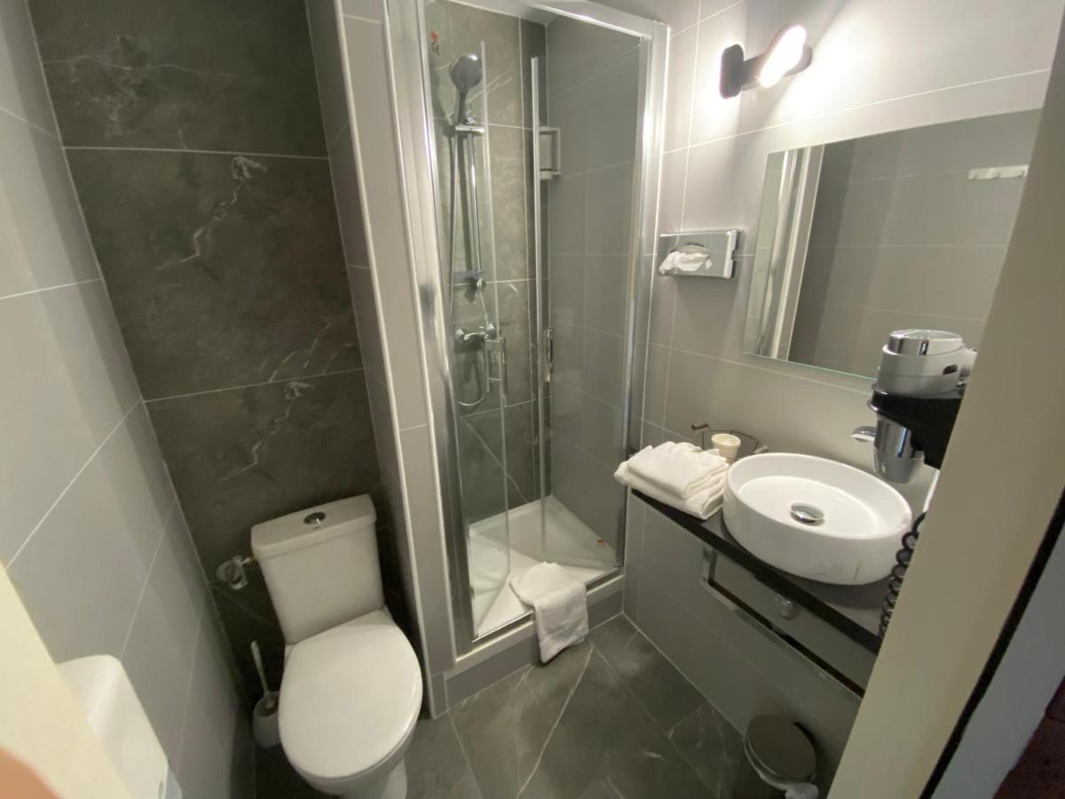 La Roseliere Hotel Saint-Quentin-Fallavier Ngoại thất bức ảnh