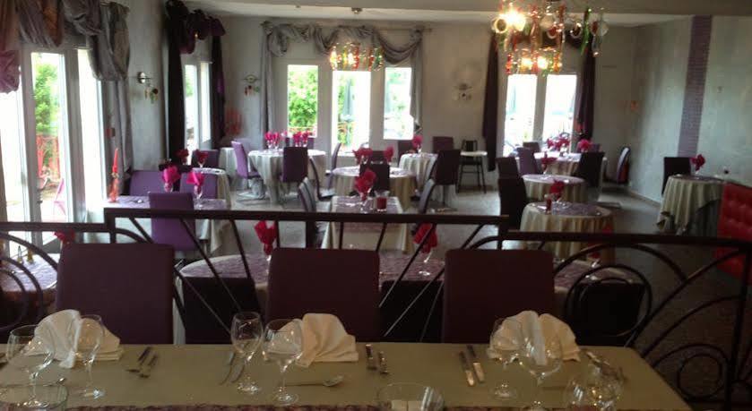 La Roseliere Hotel Saint-Quentin-Fallavier Ngoại thất bức ảnh