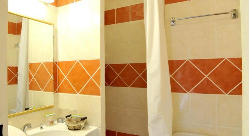 La Roseliere Hotel Saint-Quentin-Fallavier Ngoại thất bức ảnh